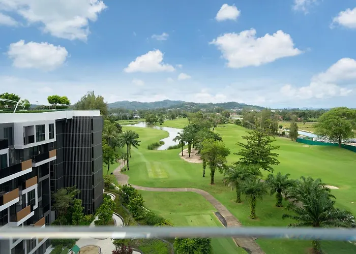 1Br Condo In Laguna Sky Park B2405